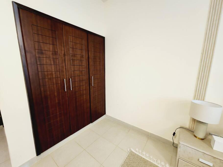 Stylish For Rent Close To Burj Khalifa At Downtowen Apartment *
