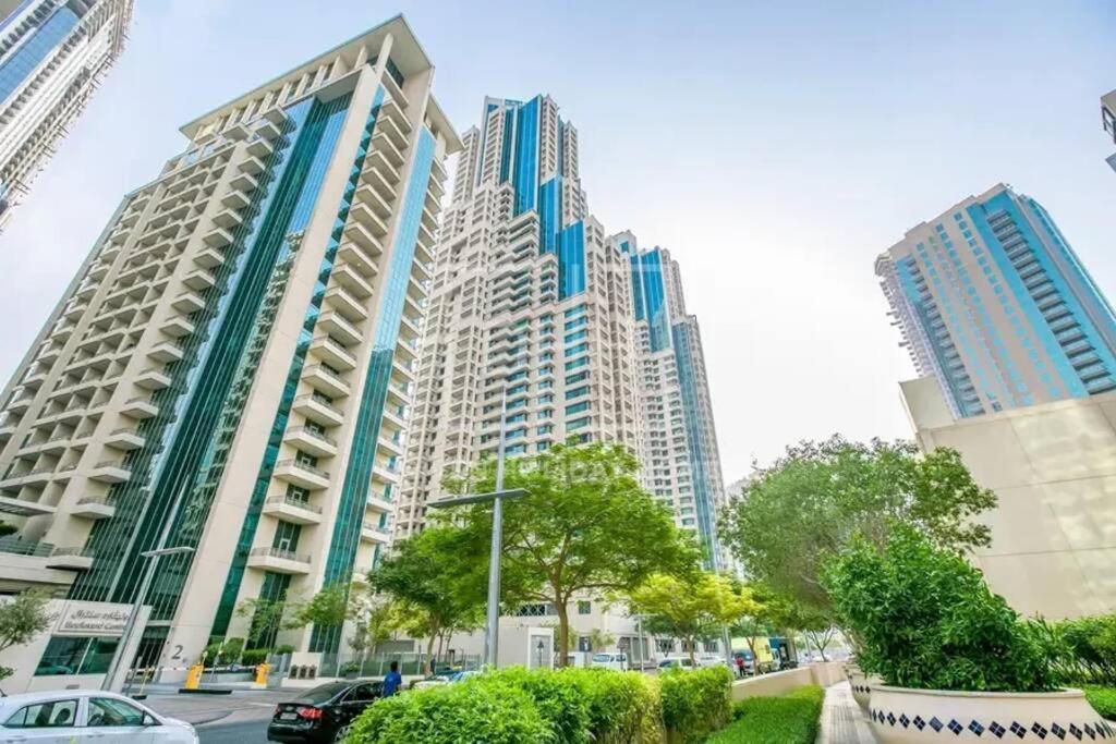 Apartment Stylish For Rent Close To Burj Khalifa At Downtowen *