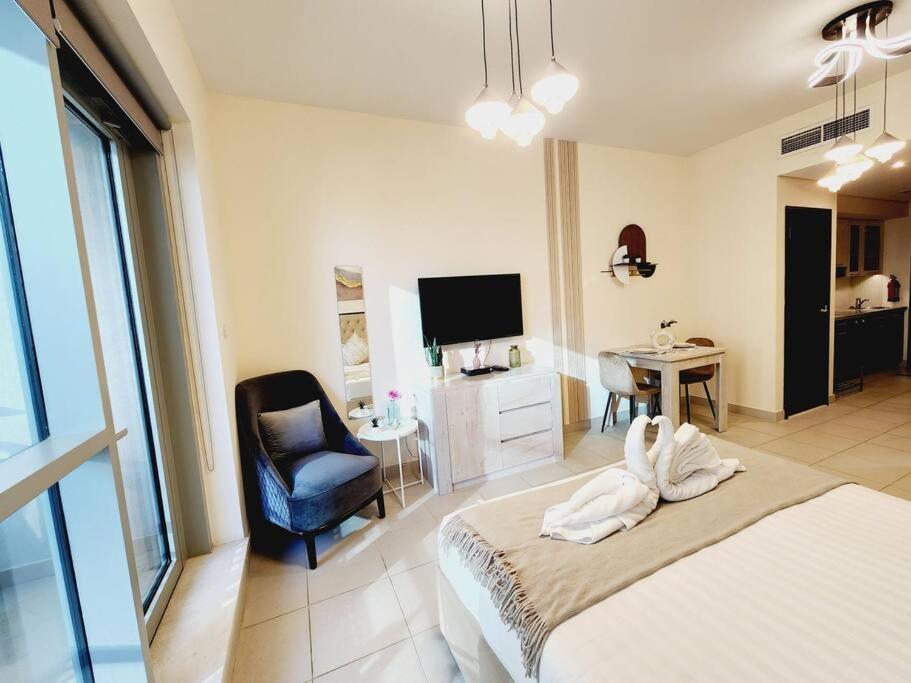 Apartment Stylish For Rent Close To Burj Khalifa At Downtowen *