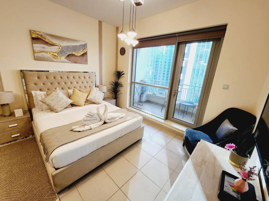 Apartment Stylish For Rent Close To Burj Khalifa At Downtowen Dubai
