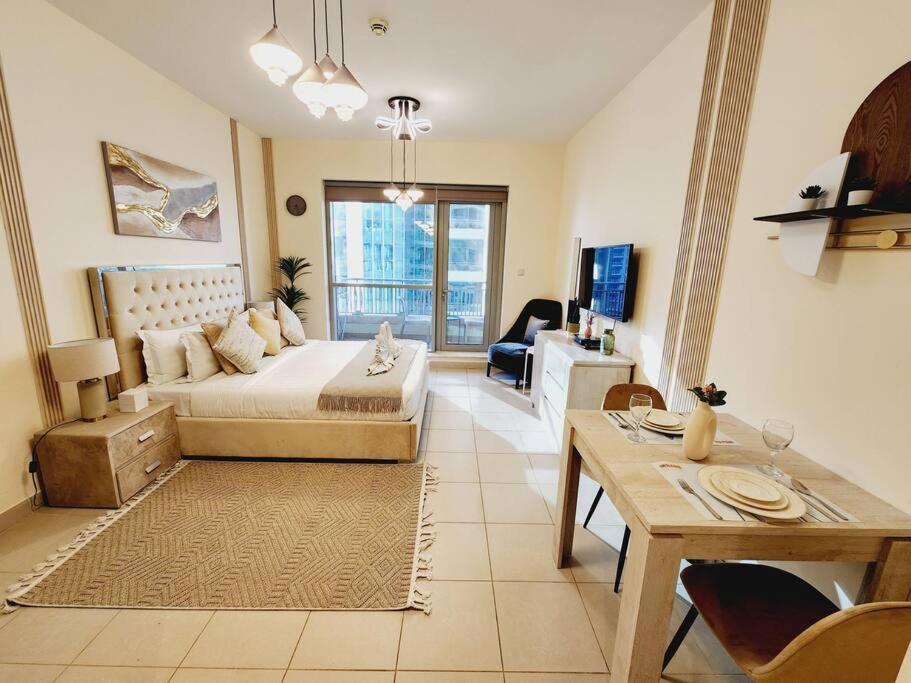 Stylish For Rent Close To Burj Khalifa At Downtowen * Dubai
